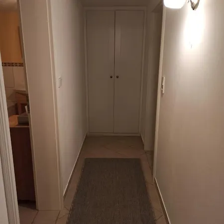 Schoene 77qm In Gehobener Lage Direkt Am Wald Апартаменты