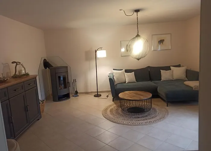 Schoene 77qm In Gehobener Lage Direkt Am Wald